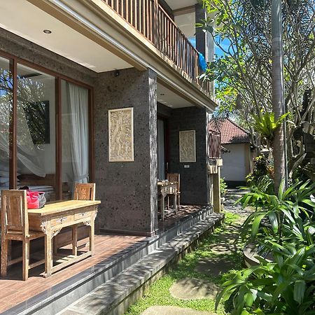 Santosha Place Ubud  Exterior photo